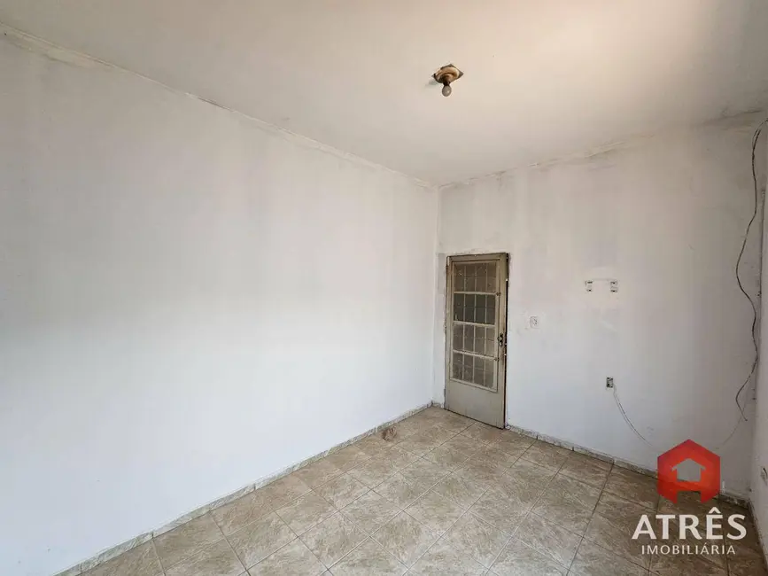 Foto 12 de Casa com 2 quartos para alugar, 160m2 em Vila Morais, Goiania - GO