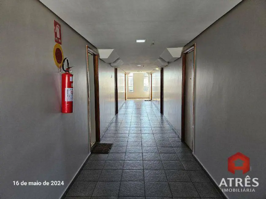 Sala Comercial para alugar, 20m2 em Setor Sul, Goiania - GO - imagem 3 Foto 3 de Sala Comercial para alugar, 20m2 em Setor Sul, Goiania - GO