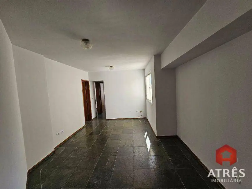 Apartamento com 3 quartos para alugar, 80m2 em Setor Bela Vista, Goiania - GO - imagem 3 Foto 3 de Apartamento com 3 quartos para alugar, 80m2 em Setor Bela Vista, Goiania - GO