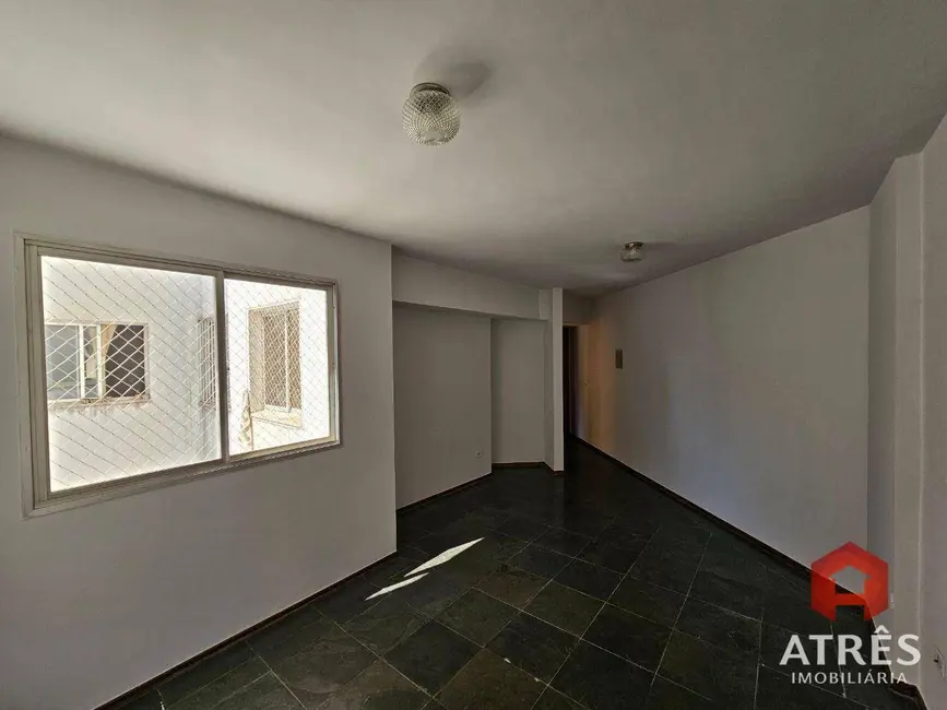 Apartamento com 3 quartos para alugar, 80m2 em Setor Bela Vista, Goiania - GO - imagem 4 Foto 4 de Apartamento com 3 quartos para alugar, 80m2 em Setor Bela Vista, Goiania - GO