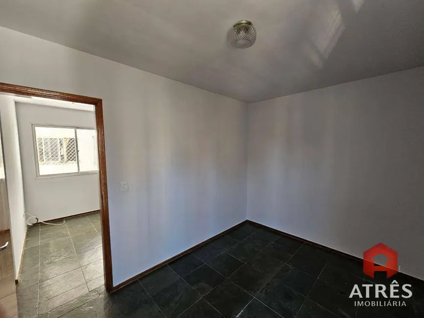 Apartamento com 3 quartos para alugar, 80m2 em Setor Bela Vista, Goiania - GO - imagem 6 Foto 6 de Apartamento com 3 quartos para alugar, 80m2 em Setor Bela Vista, Goiania - GO