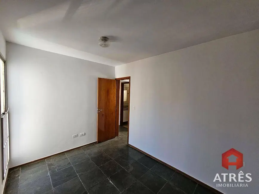 Apartamento com 3 quartos para alugar, 80m2 em Setor Bela Vista, Goiania - GO - imagem 8 Foto 8 de Apartamento com 3 quartos para alugar, 80m2 em Setor Bela Vista, Goiania - GO