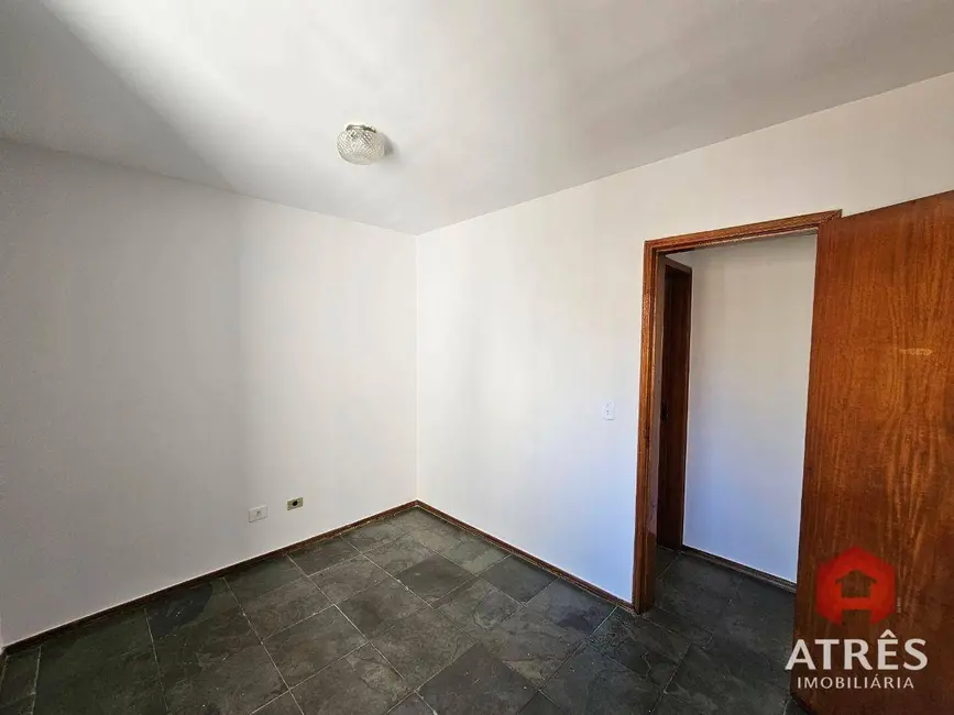 Foto 11 de Apartamento com 3 quartos para alugar, 80m2 em Setor Bela Vista, Goiania - GO