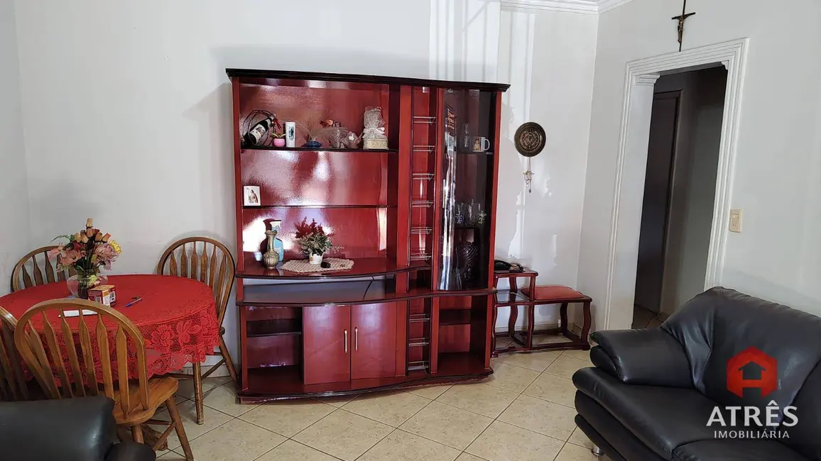 Foto 2 de Casa com 4 quartos à venda, 424m2 em Setor Sul, Goiania - GO