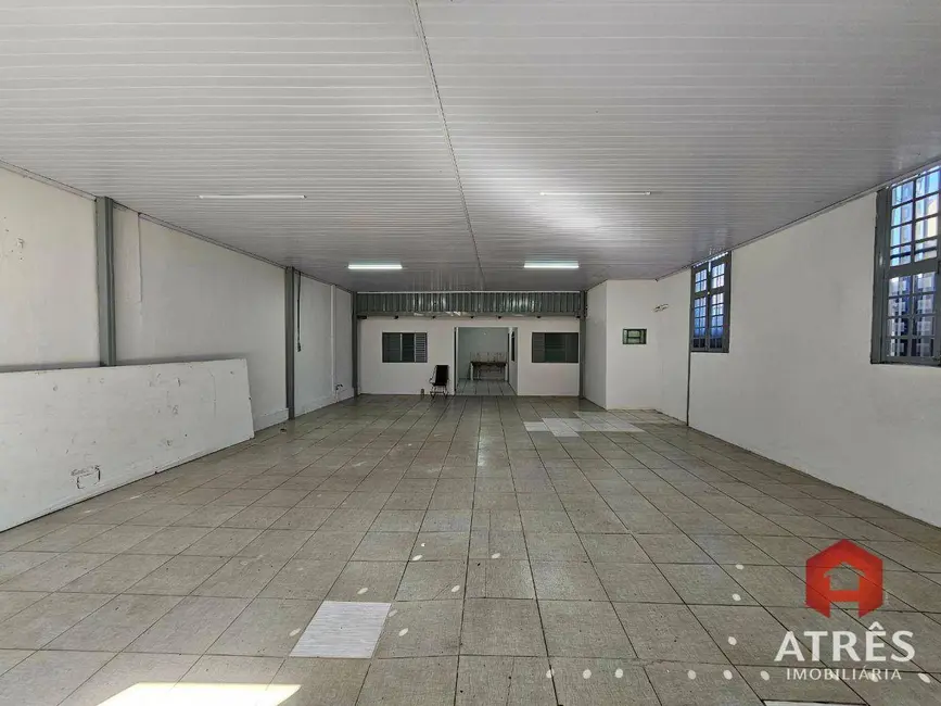 Armazém / Galpão para alugar, 220m2 em Setor Campinas, Goiania - GO - imagem 3 Foto 3 de Armazém / Galpão para alugar, 220m2 em Setor Campinas, Goiania - GO