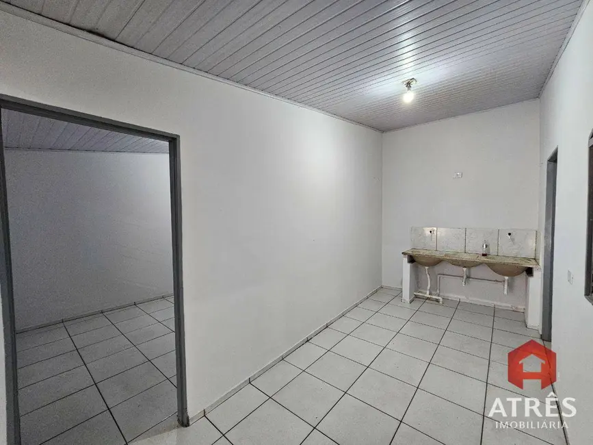 Armazém / Galpão para alugar, 220m2 em Setor Campinas, Goiania - GO - imagem 9 Foto 9 de Armazém / Galpão para alugar, 220m2 em Setor Campinas, Goiania - GO