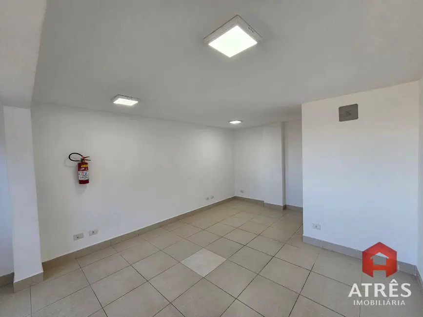 Sala Comercial para alugar, 21m2 em Parque Amazônia, Goiania - GO - imagem 4 Foto 4 de Sala Comercial para alugar, 21m2 em Parque Amazônia, Goiania - GO
