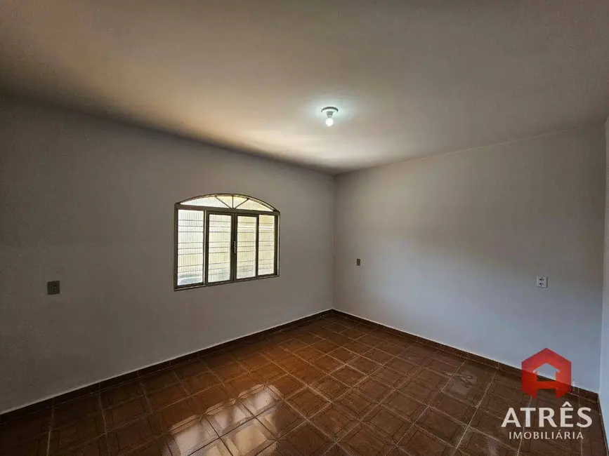 Foto 7 de Casa com 3 quartos para alugar, 350m2 em Setor Gentil Meireles, Goiania - GO