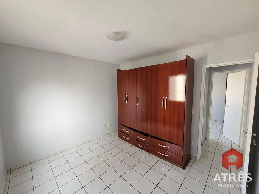 Apartamento com 2 quartos para alugar, 60m2 em Residencial Eldorado, Goiania - GO - imagem 7 Foto 7 de Apartamento com 2 quartos para alugar, 60m2 em Residencial Eldorado, Goiania - GO