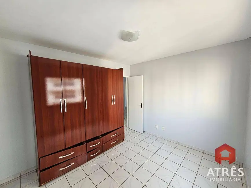 Apartamento com 2 quartos para alugar, 60m2 em Residencial Eldorado, Goiania - GO - imagem 8 Foto 8 de Apartamento com 2 quartos para alugar, 60m2 em Residencial Eldorado, Goiania - GO