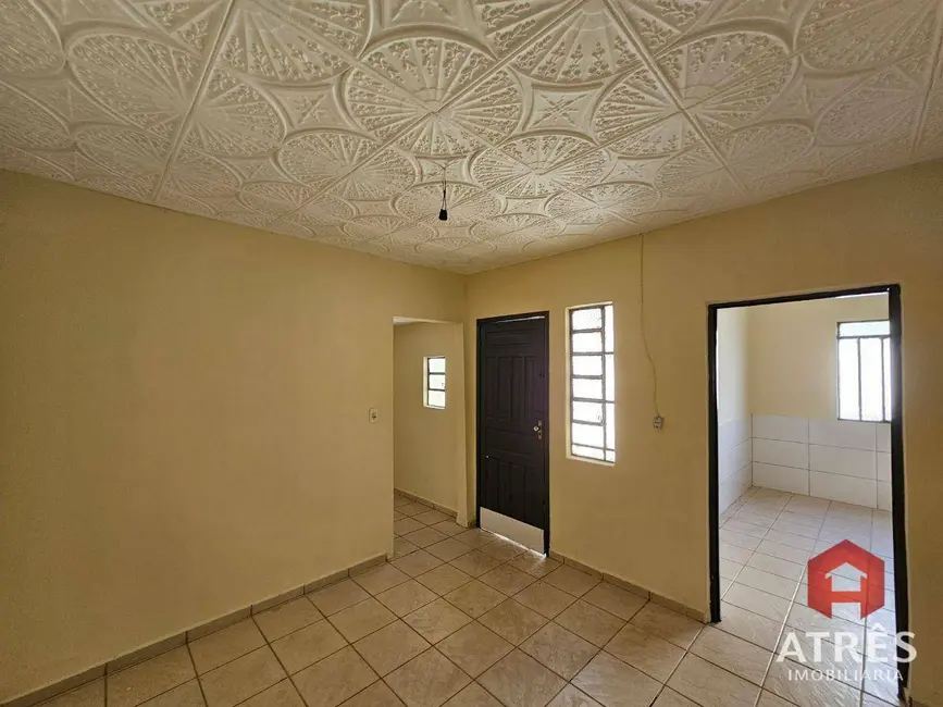Foto 6 de Casa com 2 quartos para alugar, 70m2 em Setor Leste Universitário, Goiania - GO