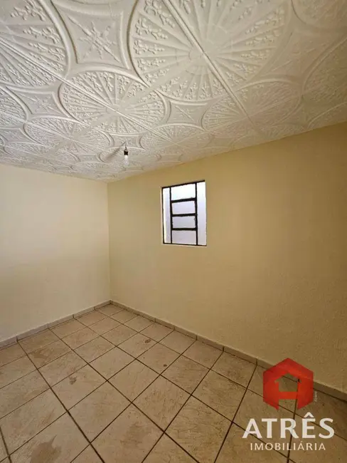 Foto 8 de Casa com 2 quartos para alugar, 70m2 em Setor Leste Universitário, Goiania - GO