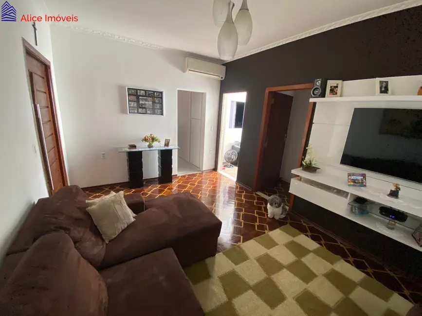 Casa com 3 quartos à venda, 193m2 em Jardim Carlos Lourenço, Campinas - SP - imagem 3 Foto 3 de Casa com 3 quartos à venda, 193m2 em Jardim Carlos Lourenço, Campinas - SP
