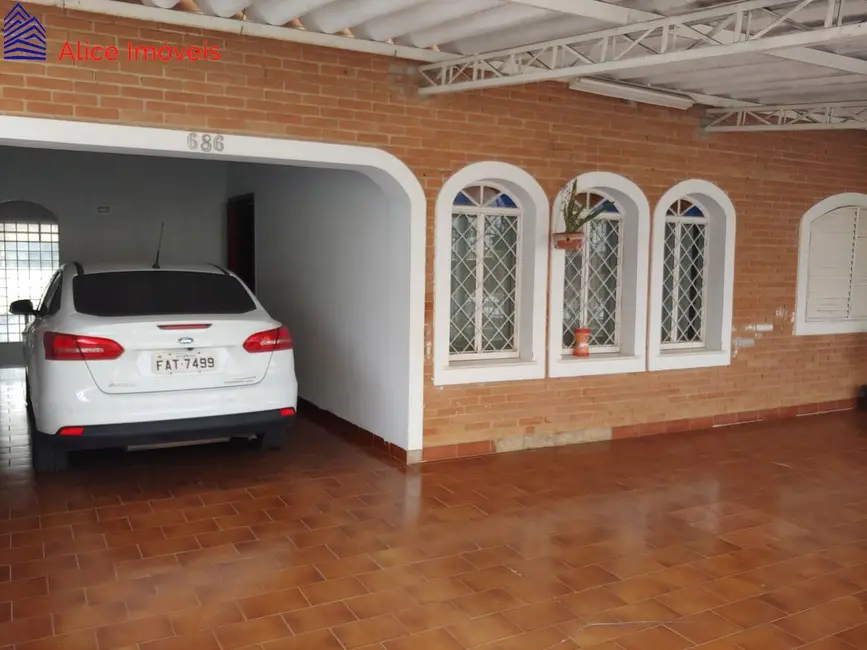 Casa com 3 quartos à venda, 193m2 em Jardim Carlos Lourenço, Campinas - SP - imagem 8 Foto 8 de Casa com 3 quartos à venda, 193m2 em Jardim Carlos Lourenço, Campinas - SP