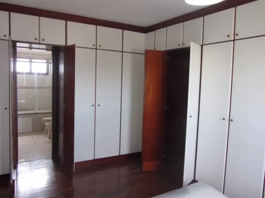 Apartamento com 4 quartos à venda, 245m2 em Jardim Flamboyant, Campinas - SP - imagem 8 Foto 8 de Apartamento com 4 quartos à venda, 245m2 em Jardim Flamboyant, Campinas - SP