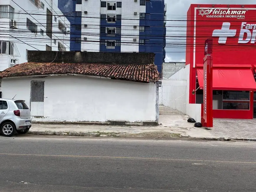 Foto 1 de Terreno / Lote à venda, 354m2 em Várzea, Recife - PE