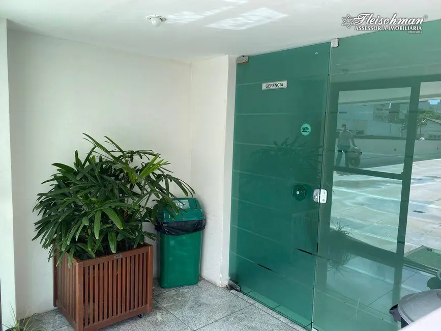 Apartamento com 4 quartos à venda, 205m2 em Casa Forte, Recife - PE - imagem 6 Foto 6 de Apartamento com 4 quartos à venda, 205m2 em Casa Forte, Recife - PE