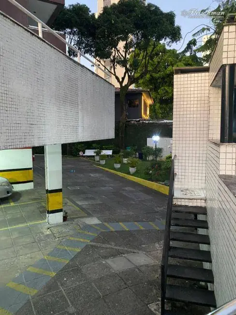 Foto 4 de Apartamento com 4 quartos à venda, 180m2 em Casa Forte, Recife - PE