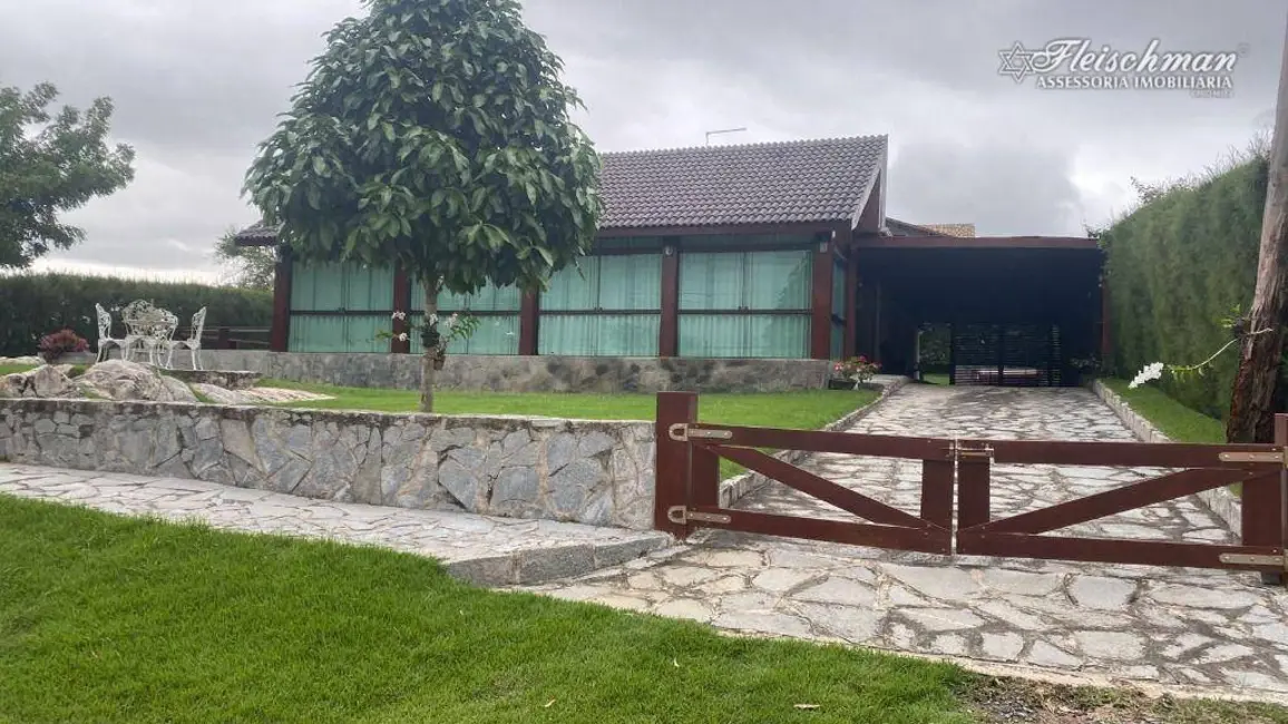 Foto 1 de Casa de Condomínio com 4 quartos à venda, 1000m2 em Saire - PE