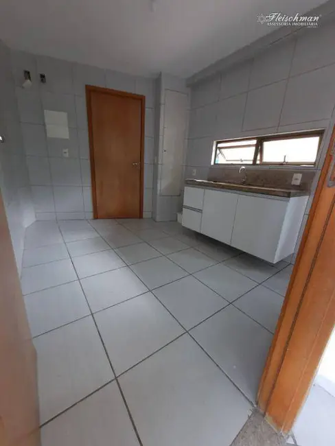 Foto 2 de Apartamento com 3 quartos à venda, 90m2 em Madalena, Recife - PE