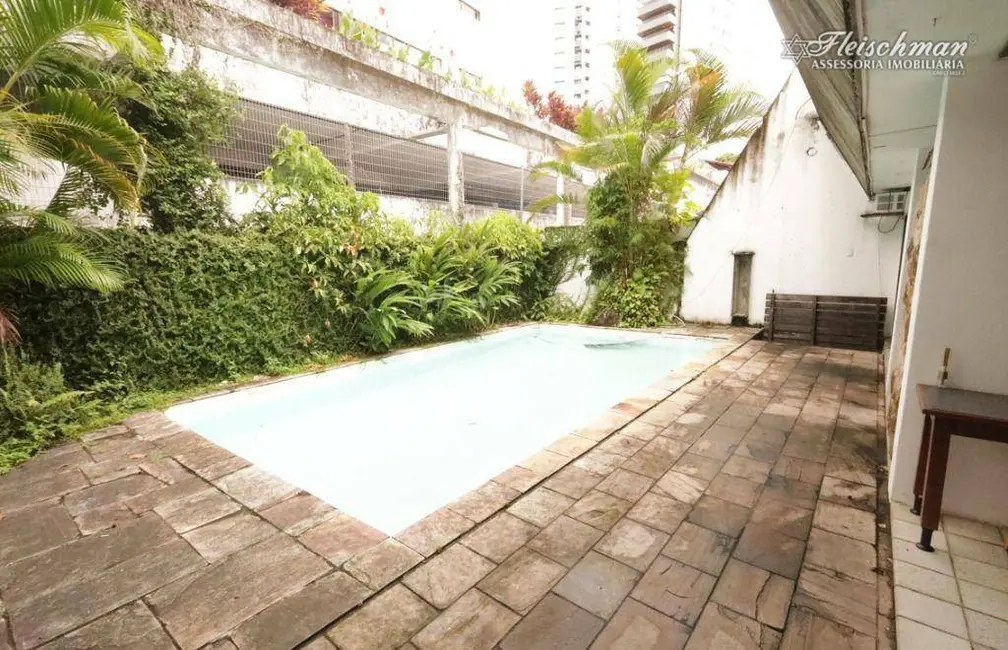 Casa com 5 quartos à venda e para alugar, 616m2 em Casa Amarela, Recife - PE - imagem 3 Foto 3 de Casa com 5 quartos à venda e para alugar, 616m2 em Casa Amarela, Recife - PE
