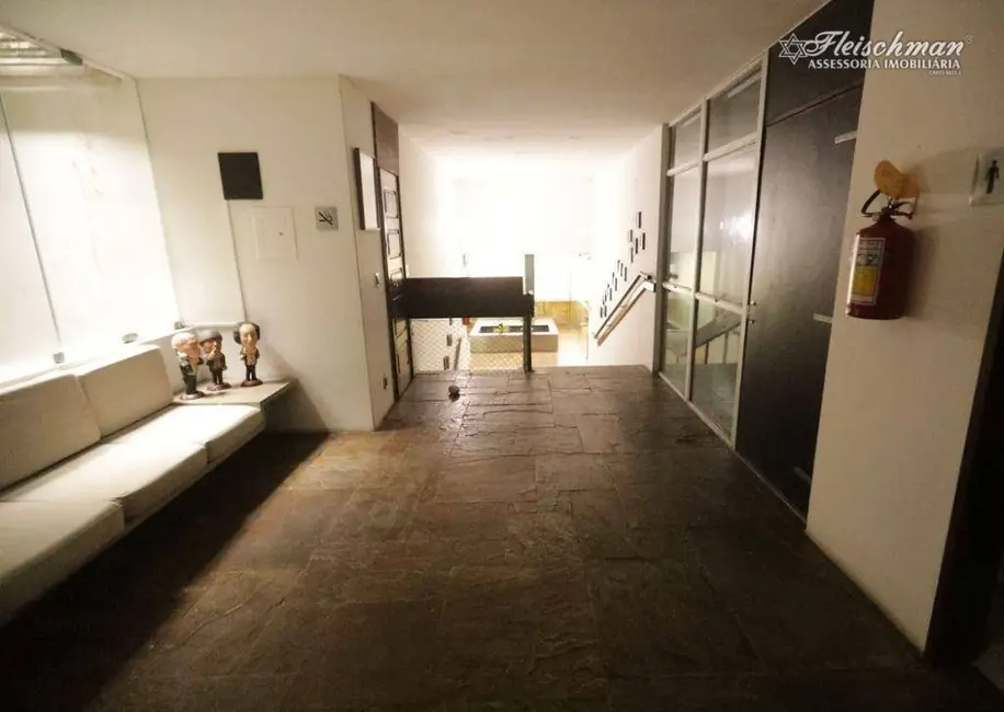 Casa com 5 quartos à venda e para alugar, 616m2 em Casa Amarela, Recife - PE - imagem 7 Foto 7 de Casa com 5 quartos à venda e para alugar, 616m2 em Casa Amarela, Recife - PE