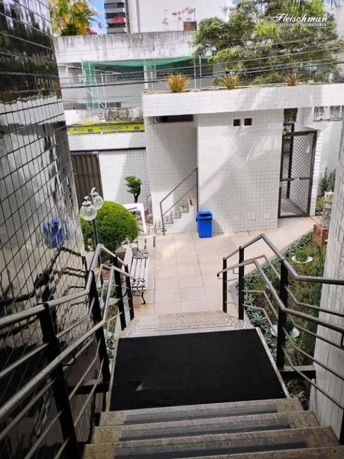 Apartamento com 3 quartos à venda, 86m2 em Casa Amarela, Recife - PE - imagem 2 Foto 2 de Apartamento com 3 quartos à venda, 86m2 em Casa Amarela, Recife - PE