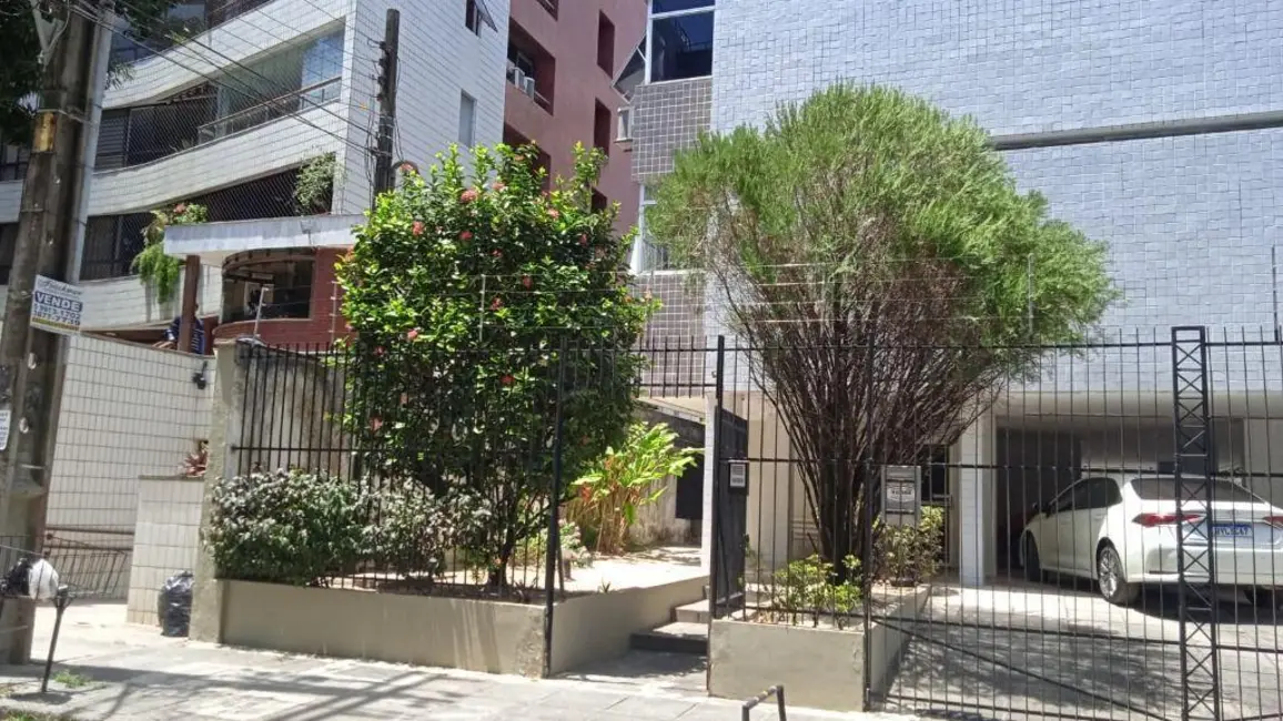 Foto 1 de Apartamento com 2 quartos à venda, 78m2 em Casa Forte, Recife - PE