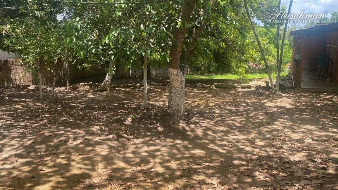 Casa com 2 quartos à venda, 2400m2 em Centro, Igarassu - PE - imagem 4 Foto 4 de Casa com 2 quartos à venda, 2400m2 em Centro, Igarassu - PE
