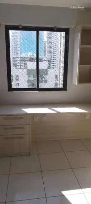 Apartamento com 3 quartos à venda, 97m2 em Casa Amarela, Recife - PE - imagem 4 Foto 4 de Apartamento com 3 quartos à venda, 97m2 em Casa Amarela, Recife - PE