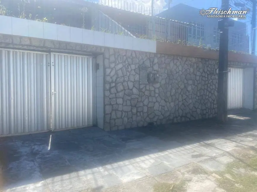 Foto 2 de Casa com 5 quartos à venda, 460m2 em Cordeiro, Recife - PE