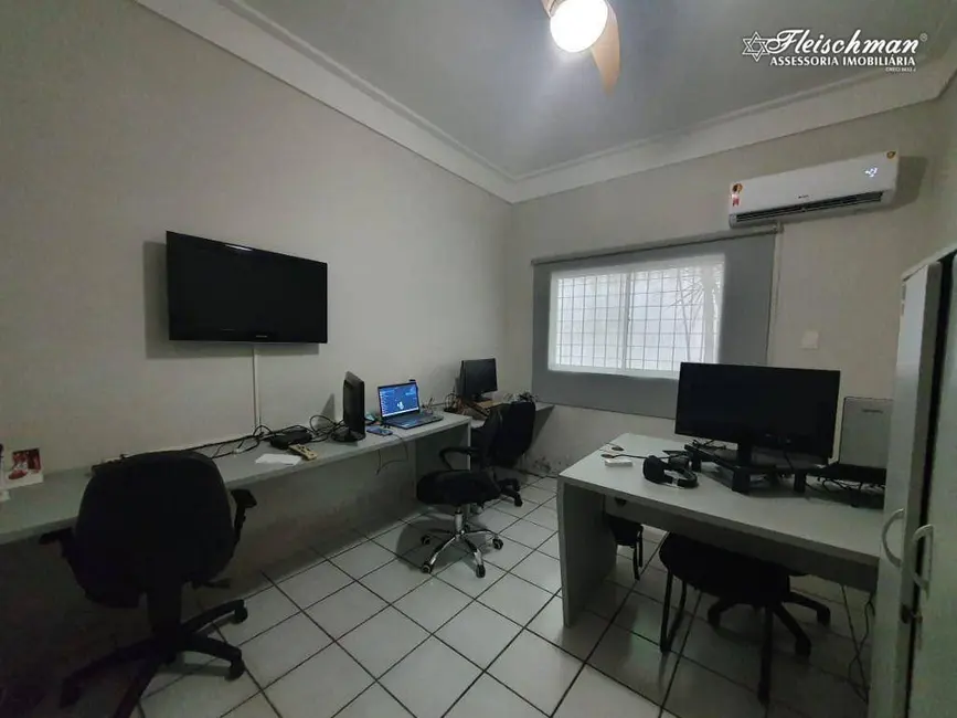 Foto 9 de Casa à venda, 517m2 em Tamarineira, Recife - PE