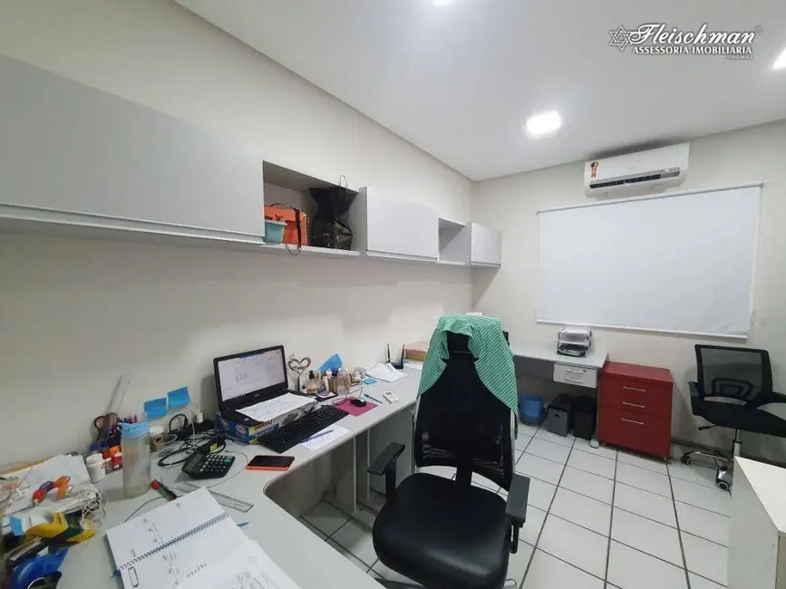 Foto 20 de Casa à venda, 517m2 em Tamarineira, Recife - PE