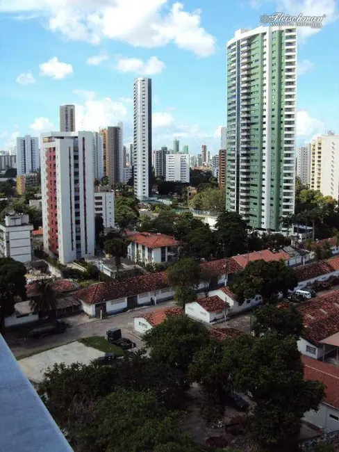 Foto 7 de Apartamento com 2 quartos para alugar, 72m2 em Casa Forte, Recife - PE