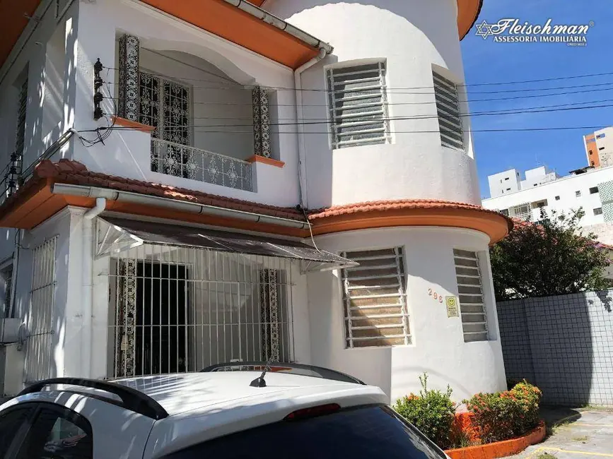 Casa com 4 quartos para alugar, 400m2 em Torre, Recife - PE - imagem 1 Foto 1 de Casa com 4 quartos para alugar, 400m2 em Torre, Recife - PE