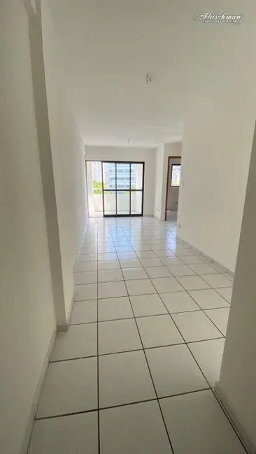 Foto 2 de Apartamento com 2 quartos para alugar, 60m2 em Casa Amarela, Recife - PE