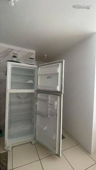 Apartamento com 2 quartos para alugar, 48m2 em Torre, Recife - PE - imagem 9 Foto 9 de Apartamento com 2 quartos para alugar, 48m2 em Torre, Recife - PE