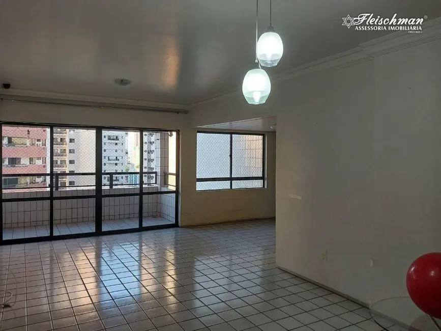 Foto 9 de Apartamento com 4 quartos à venda, 130m2 em Tamarineira, Recife - PE