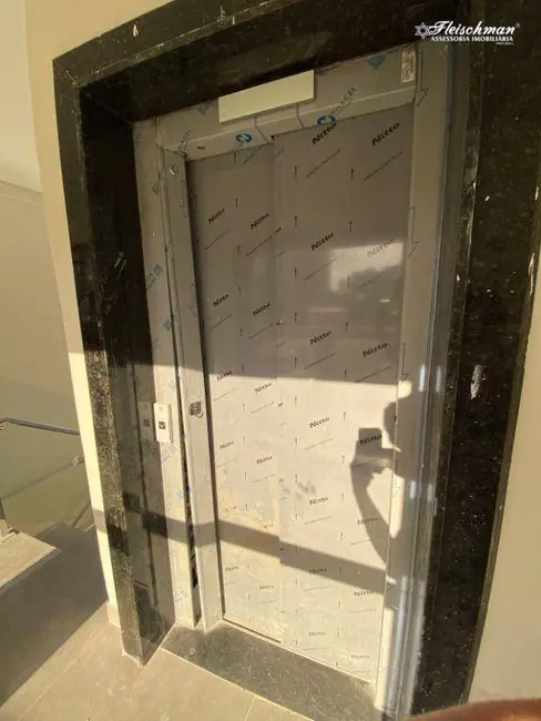 Foto 15 de Casa para alugar, 570m2 em Santana, Recife - PE