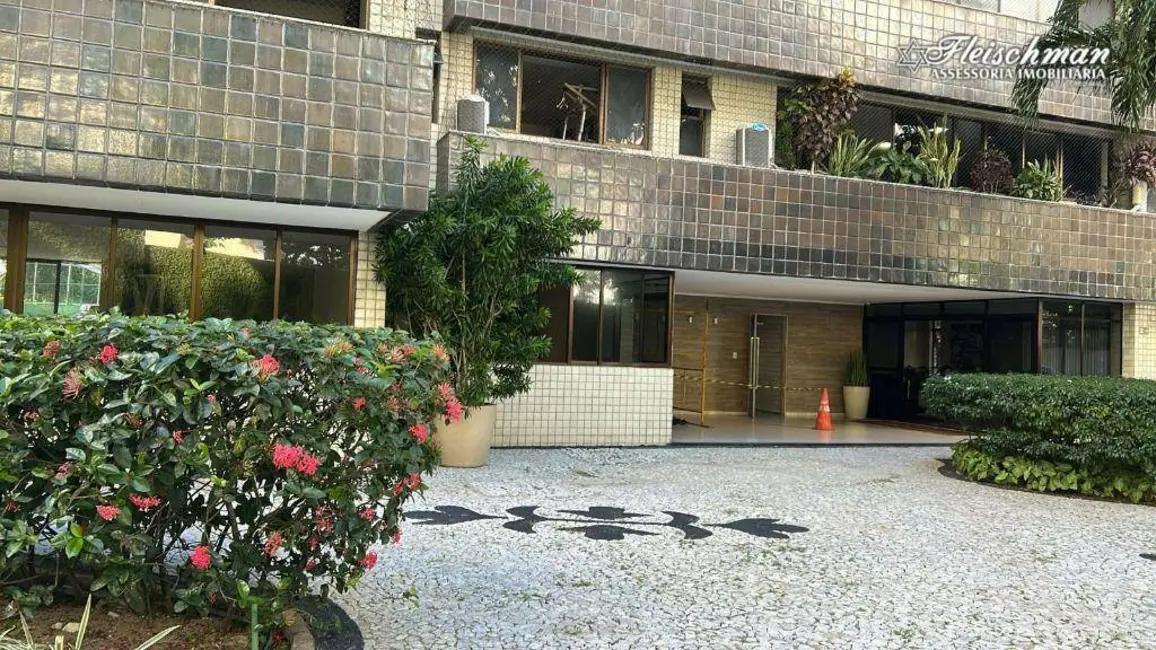 Foto 5 de Apartamento com 4 quartos à venda, 317m2 em Apipucos, Recife - PE