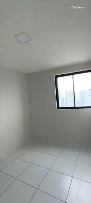 Foto 4 de Apartamento com 2 quartos à venda, 46m2 em Madalena, Recife - PE