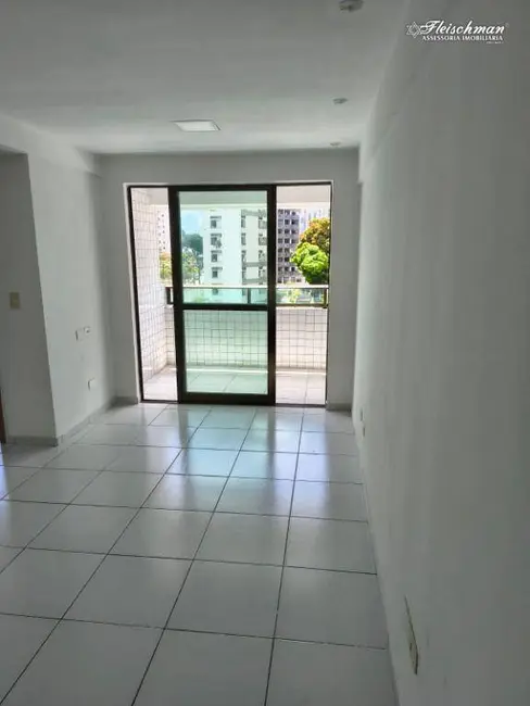 Foto 6 de Apartamento com 2 quartos para alugar, 55m2 em Casa Forte, Recife - PE