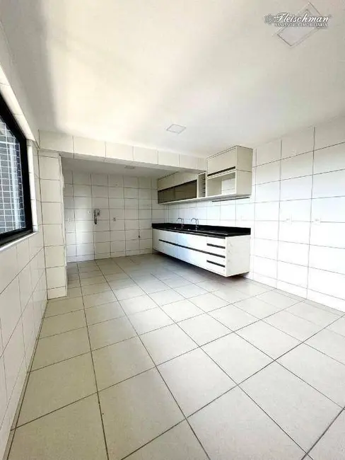 Foto 8 de Apartamento com 4 quartos para alugar, 204m2 em Casa Forte, Recife - PE