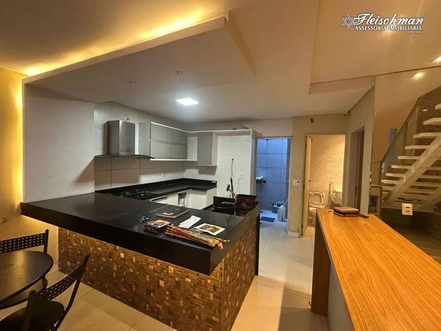 Foto 2 de Casa com 3 quartos à venda, 80m2 em Várzea, Recife - PE