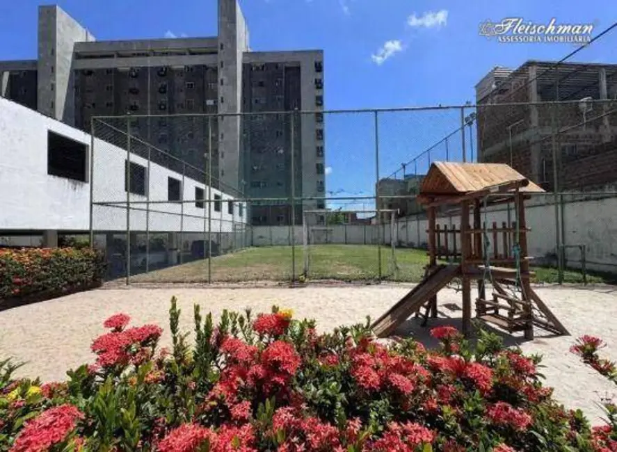 Apartamento com 4 quartos à venda, 106m2 em Madalena, Recife - PE - imagem 4 Foto 4 de Apartamento com 4 quartos à venda, 106m2 em Madalena, Recife - PE