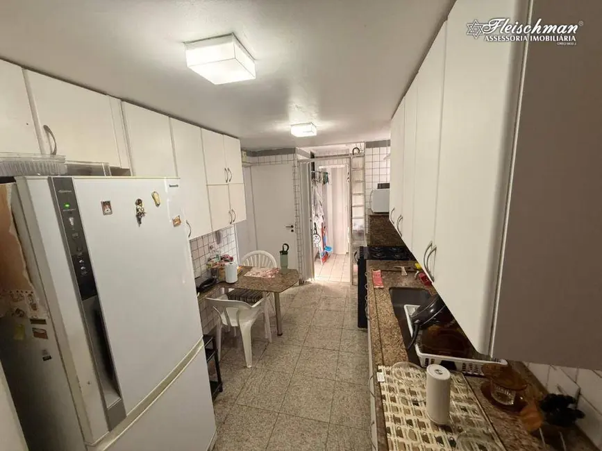 Apartamento com 3 quartos à venda, 105m2 em Casa Forte, Recife - PE - imagem 3 Foto 3 de Apartamento com 3 quartos à venda, 105m2 em Casa Forte, Recife - PE