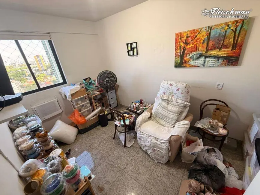 Apartamento com 3 quartos à venda, 105m2 em Casa Forte, Recife - PE - imagem 4 Foto 4 de Apartamento com 3 quartos à venda, 105m2 em Casa Forte, Recife - PE