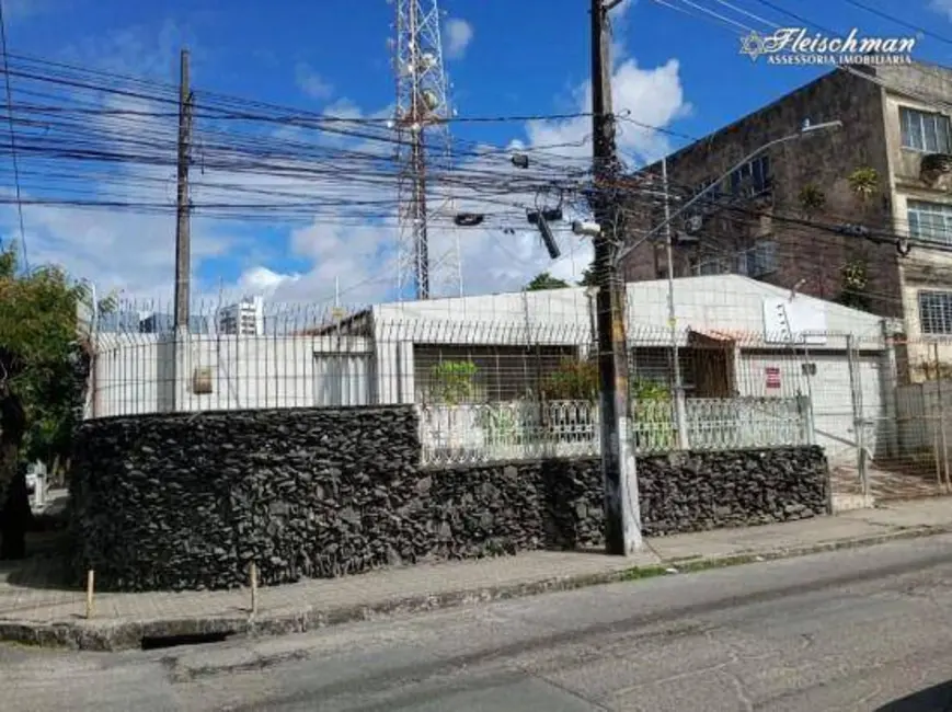 Casa com 5 quartos à venda, 225m2 em Ilha do Retiro, Recife - PE - imagem 1 Foto 1 de Casa com 5 quartos à venda, 225m2 em Ilha do Retiro, Recife - PE