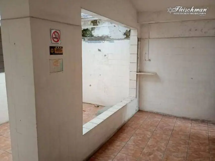Casa com 5 quartos à venda, 225m2 em Ilha do Retiro, Recife - PE - imagem 2 Foto 2 de Casa com 5 quartos à venda, 225m2 em Ilha do Retiro, Recife - PE