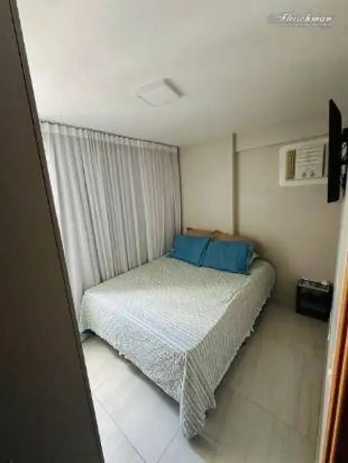 Foto 2 de Apartamento com 2 quartos à venda, 45m2 em Torre, Recife - PE
